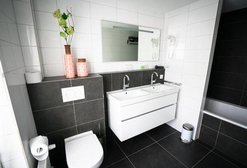 חדר סטנדרט, Centraal