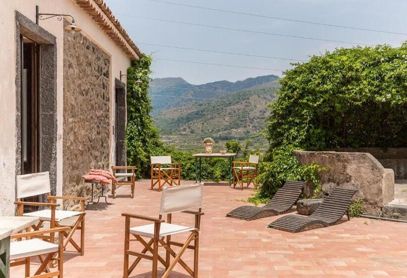 Четырехместный Номер Superior, Fondo Cipollate