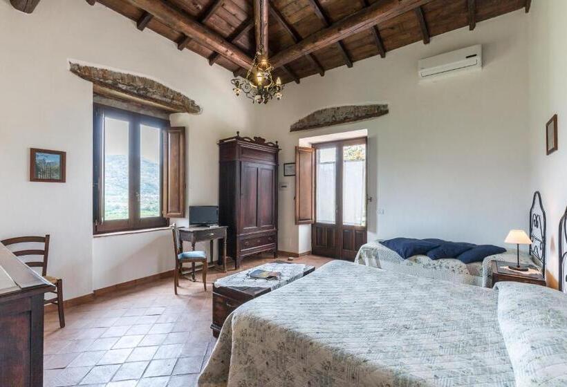 Четырехместный Номер Superior, Fondo Cipollate