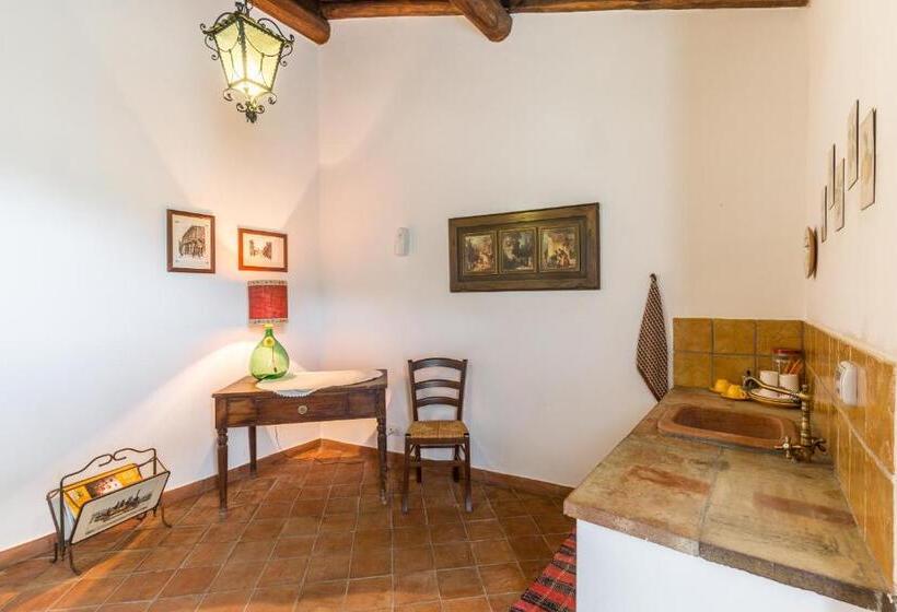 Номер Deluxe, Fondo Cipollate