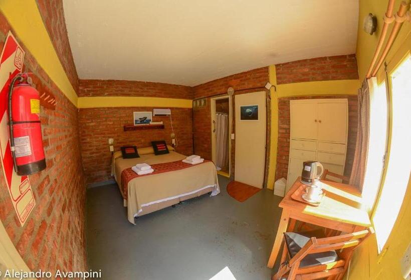 غرفة قياسية, De Luna