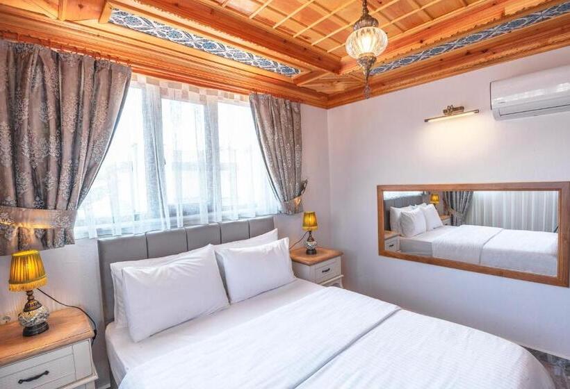 חדר סופריור, Gumus Konak