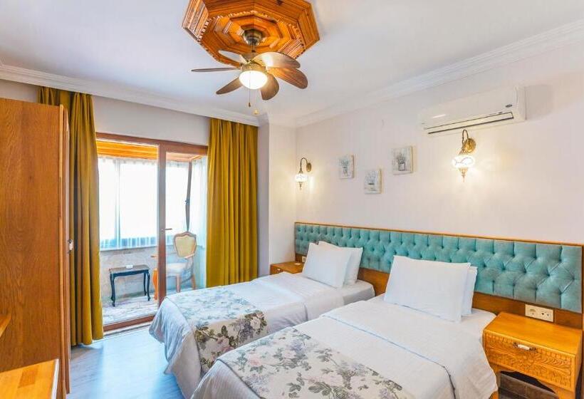 Quarto Deluxe Vista Montanha, Gumus Konak