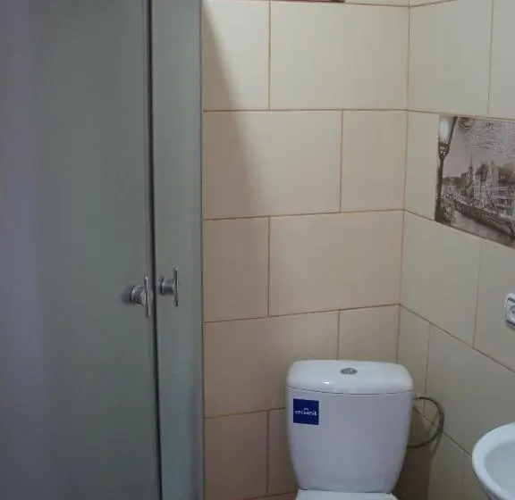 اتاق خانوادگی, U Tetyany