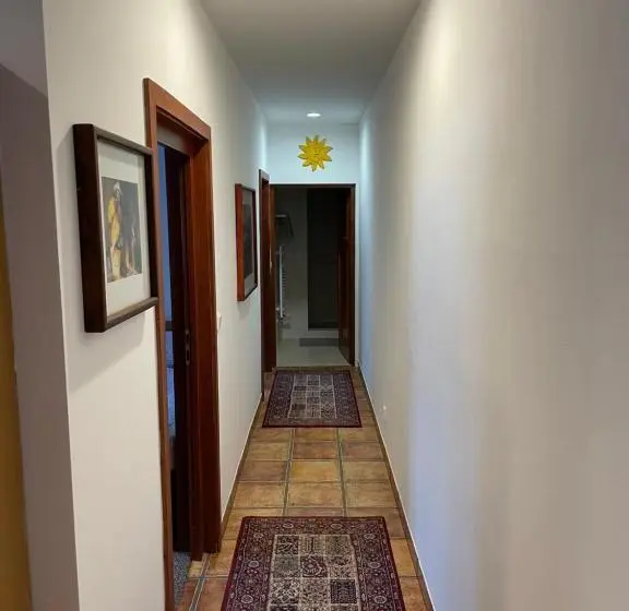 اتاق استاندارد سه نفره, Areál Malý Texas