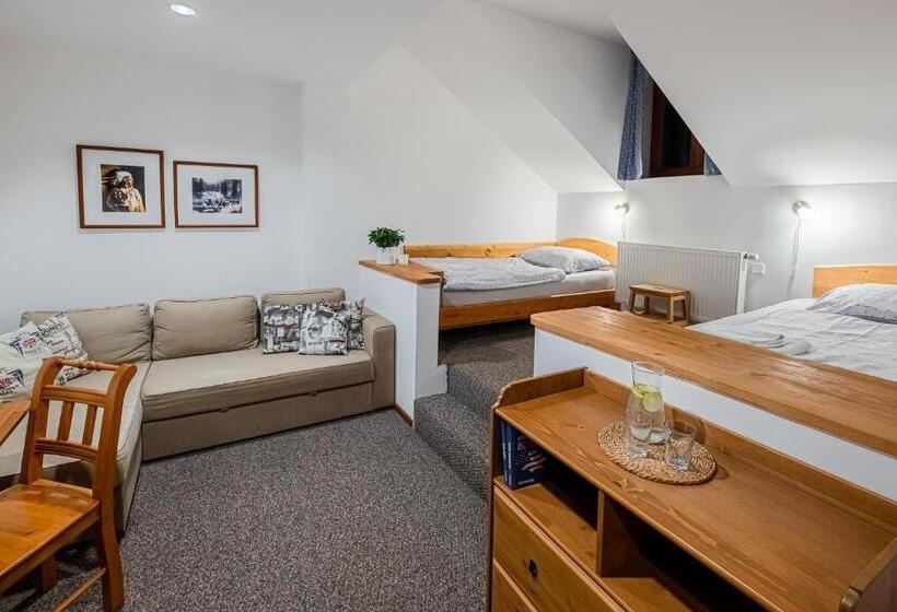 Номер Стандарт, Areál Malý Texas