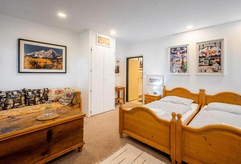 Номер Стандарт, Areál Malý Texas