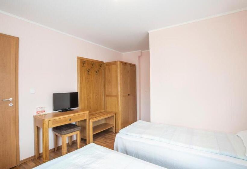 标准间, Guest House Roden Dom