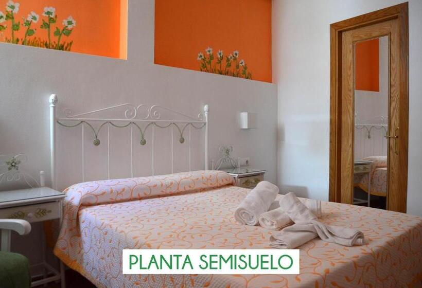 חדר אקונומי, Hostal Doña Antonia