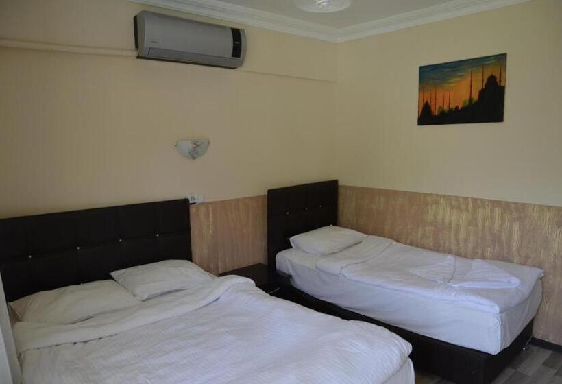 اتاق استاندارد سه نفره, Sunrise Aya