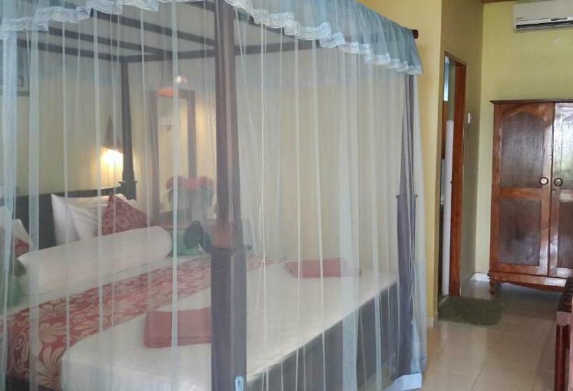 Номер Deluxe, Whitepearl Beach