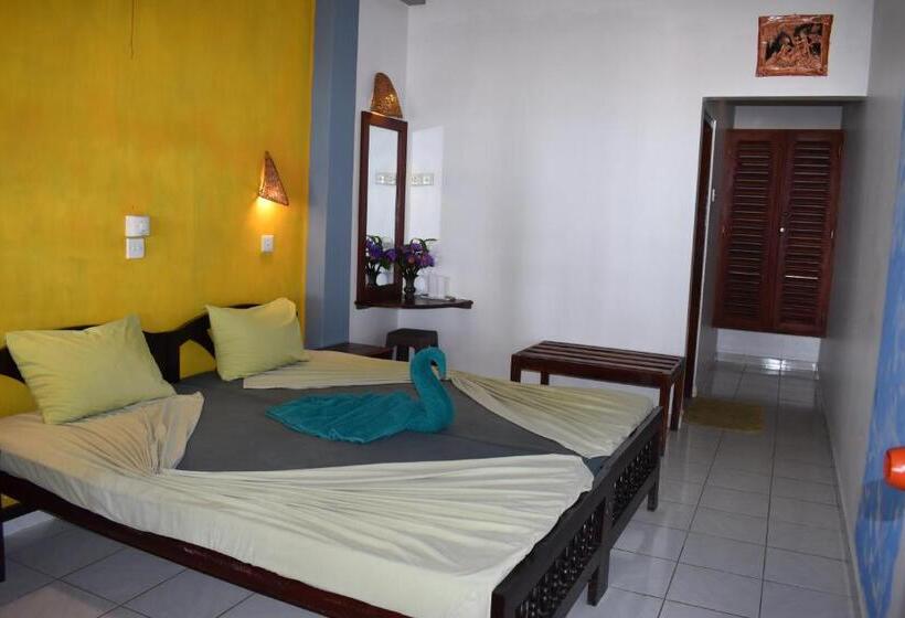 Номер Стандарт, Whitepearl Beach