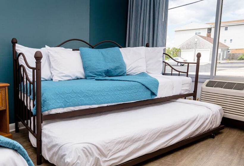 スタンダードルーム, Charlroy Motel