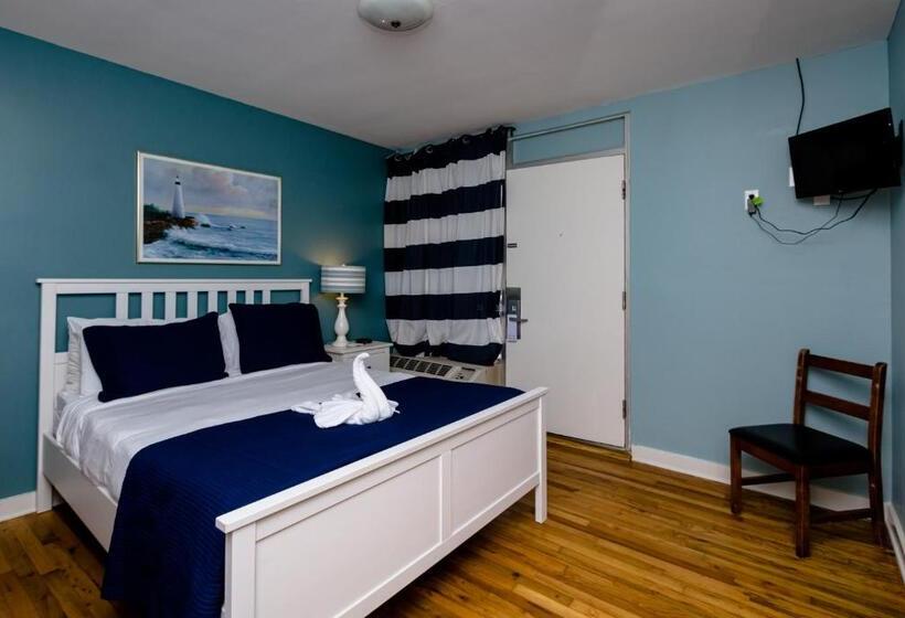 スタンダードルーム, Charlroy Motel