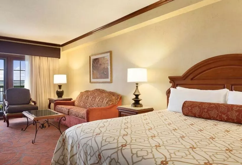 اتاق استاندارد با تخت دوبل, Chateau On The Lake Resort Spa And Convention Center