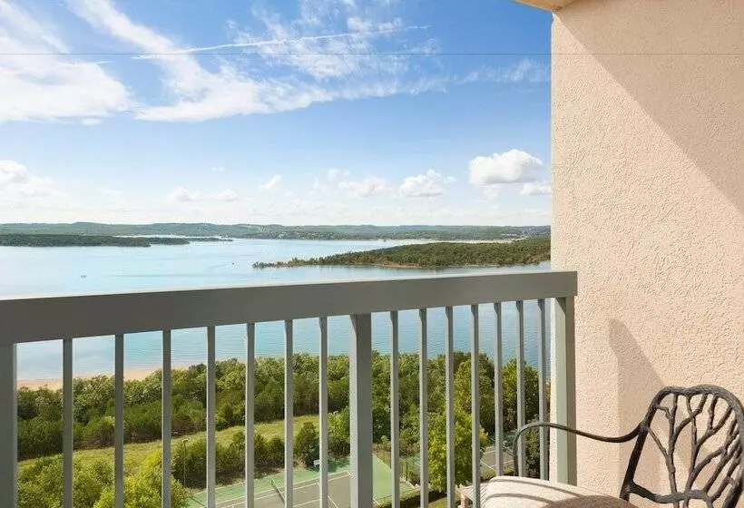 اتاق استاندارد, Chateau On The Lake Resort Spa And Convention Center