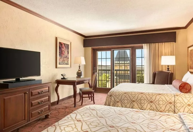 اتاق استاندارد با 2 تخت دوبل, Chateau On The Lake Resort Spa And Convention Center
