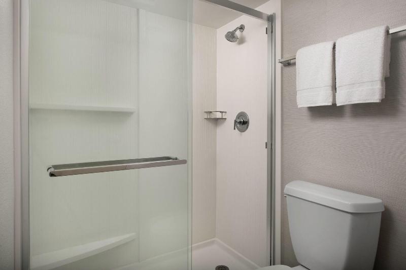 سوئیت با تخت بزرگ, Courtyard By Marriott Dothan