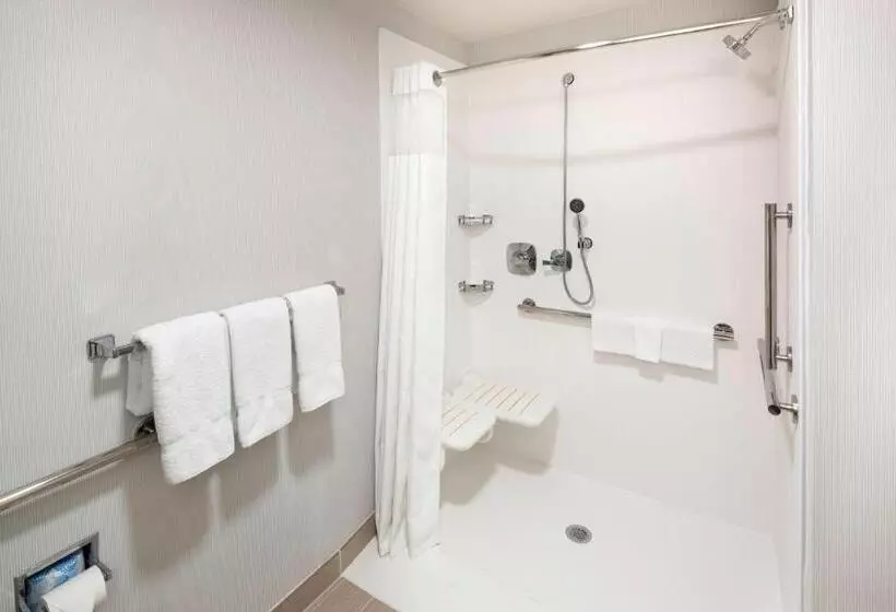 キングサイズベッドのスタンダードルーム, Courtyard By Marriott Pensacola