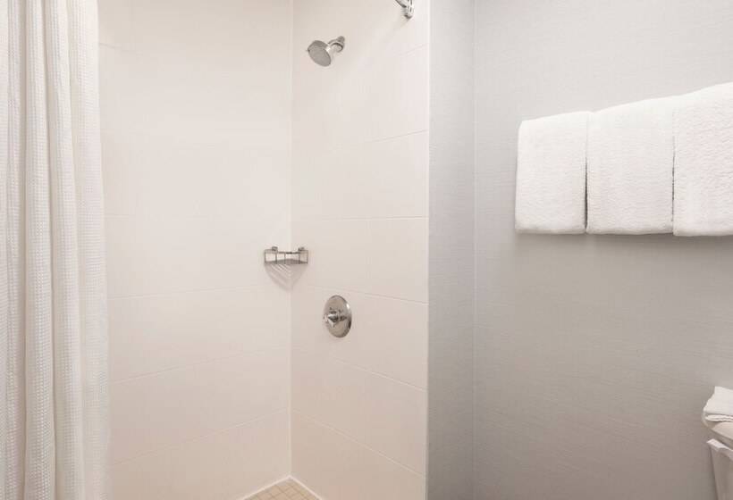 חדר סטנדרט שתי מיטות זוגיות, Courtyard Salt Lake City Airport