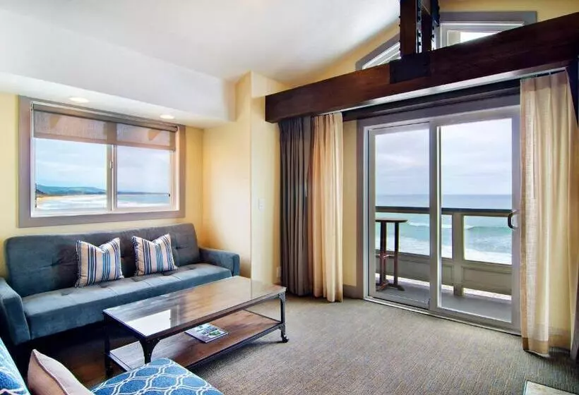 Deluxe Suite King Bed, Cypress Inn On Miramar Beach