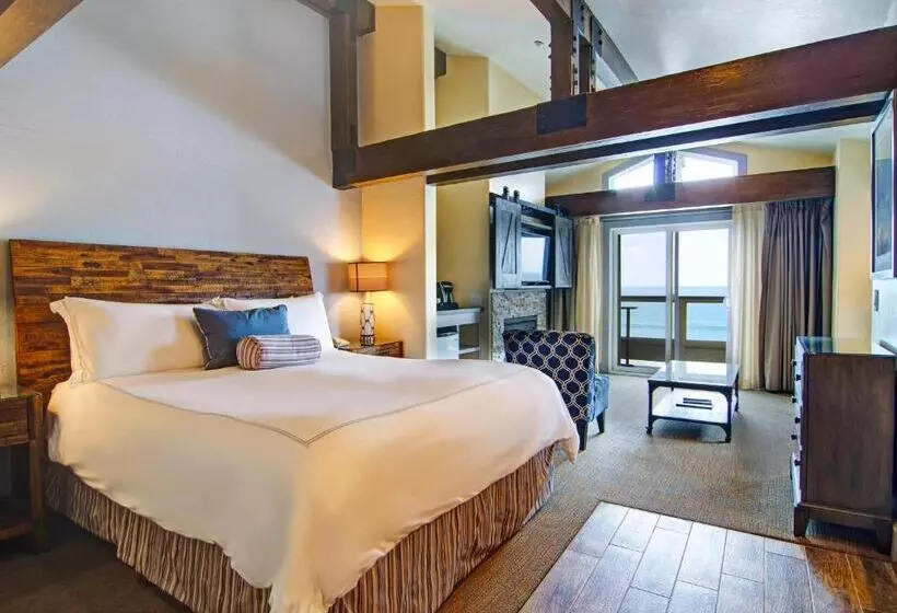سوئیت اجرایی با تخت کینگ, Cypress Inn On Miramar Beach