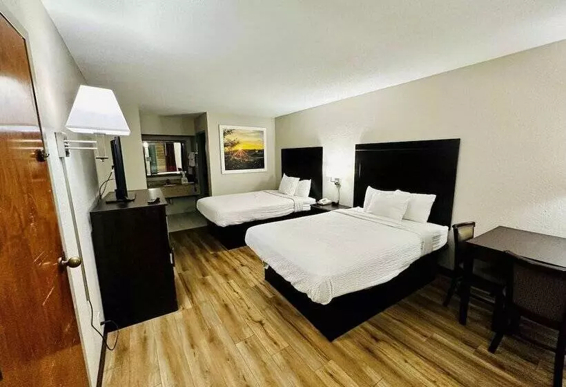 ２ダブルベッドのスタンダードルーム, Days Inn By Wyndham Easley/greenville/clemson Area