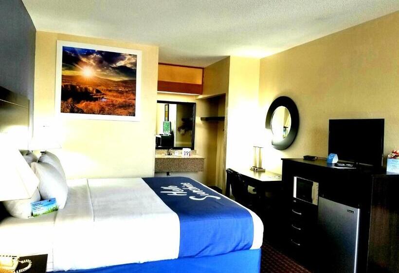 キングサイズベッドのスタンダードルーム, Days Inn By Wyndham Easley/greenville/clemson Area
