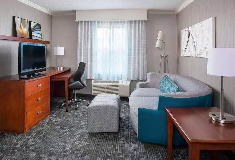 ２ダブルベッドのスタンダードルーム, Sonesta Select Boston Lowell Chelmsford