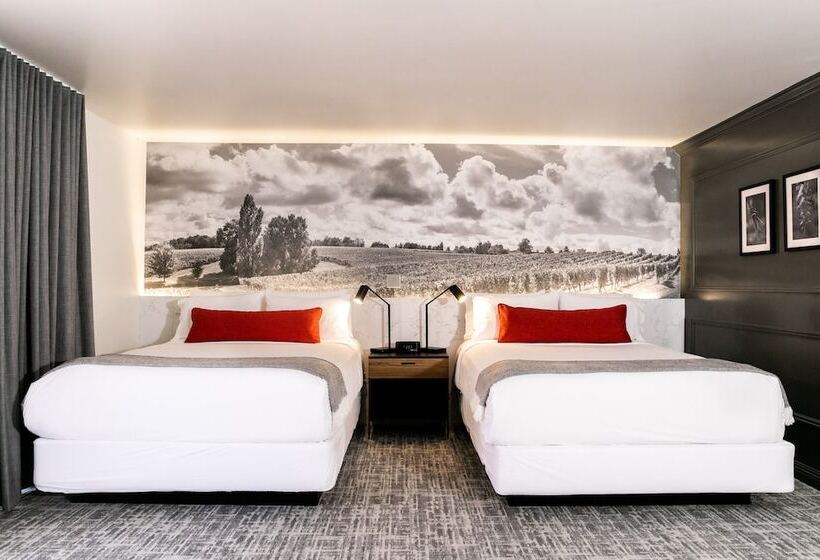 Номер Стандартный Кровать Куин, Vinland Hotel And Lounge