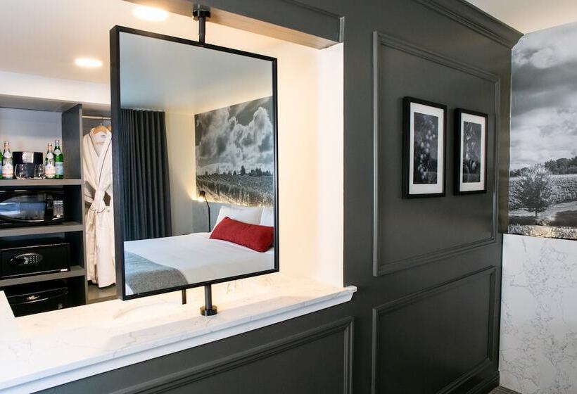 스탠다드 룸 킹사이즈 침대, Vinland Hotel And Lounge