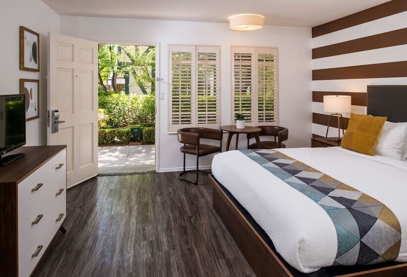 غرفة قياسية سرير كينج, Wine Valley Inn