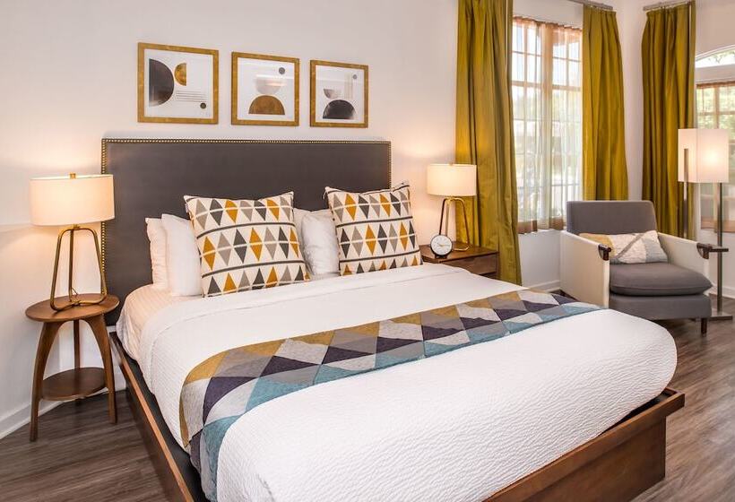 غرفة قياسية سرير كينج لذوى الإحتياجات الخاصة, Wine Valley Inn