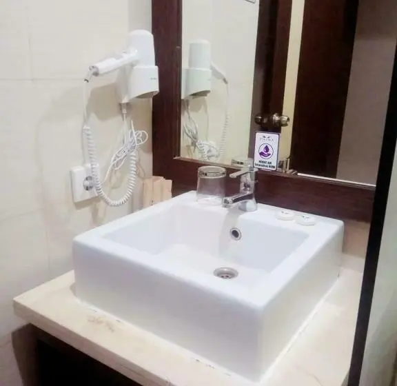 Deluxe-huone, Daima Hotel Padang