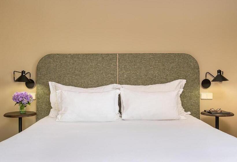 غرفة سوبيريور مطلة على حمام السباحة, Forrester Essence Douro by Unlock Hotels