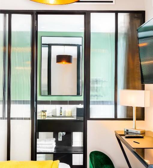 スタンダードトリプルルーム, Bridget