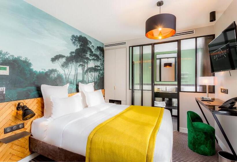 スタンダード４人部屋, Bridget