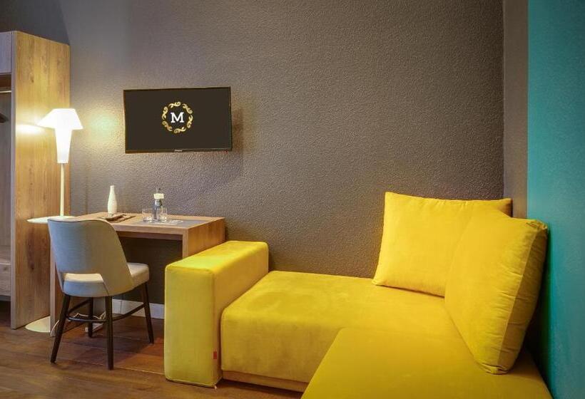 اتاق استاندارد با بالکن, Monopol Boutique