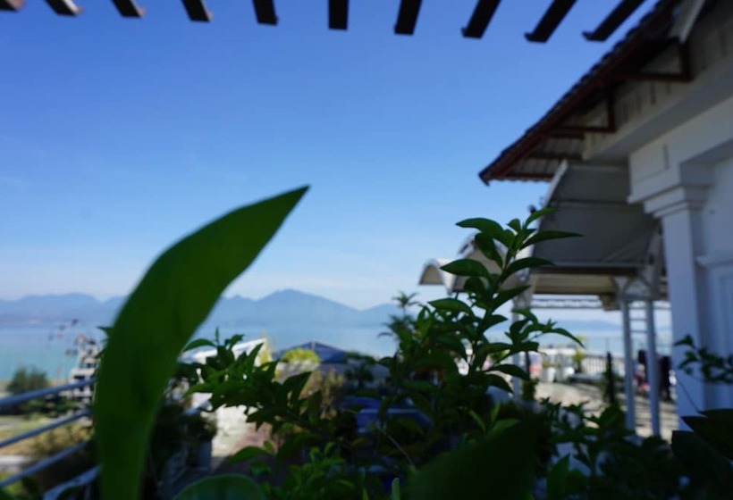 اتاق لوکس سه تخته, Ocean View Danang