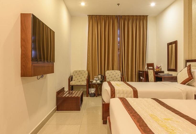 اتاق لوکس سه تخته, Ocean View Danang