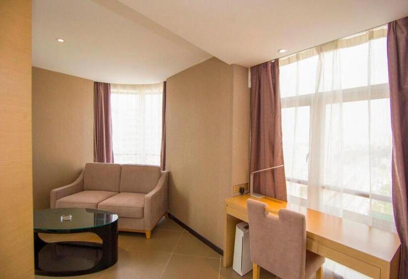 Люкс Повышенной Комфортности, Lavande Hotels·guangzhou Financial City Chepi Metro Station
