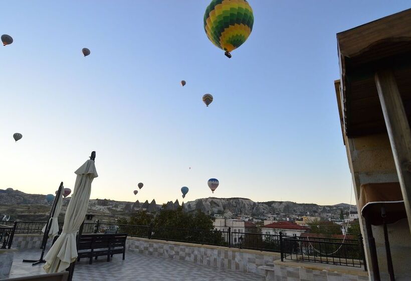 اتاق استاندارد سه نفره, Cappadocia Elite Stone House