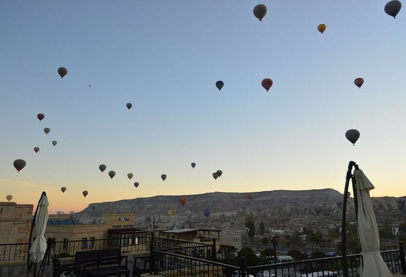 اتاق استاندارد سه نفره, Cappadocia Elite Stone House