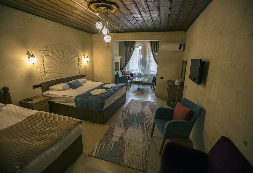 اتاق راحتی سه تخته, Cappadocia Elite Stone House