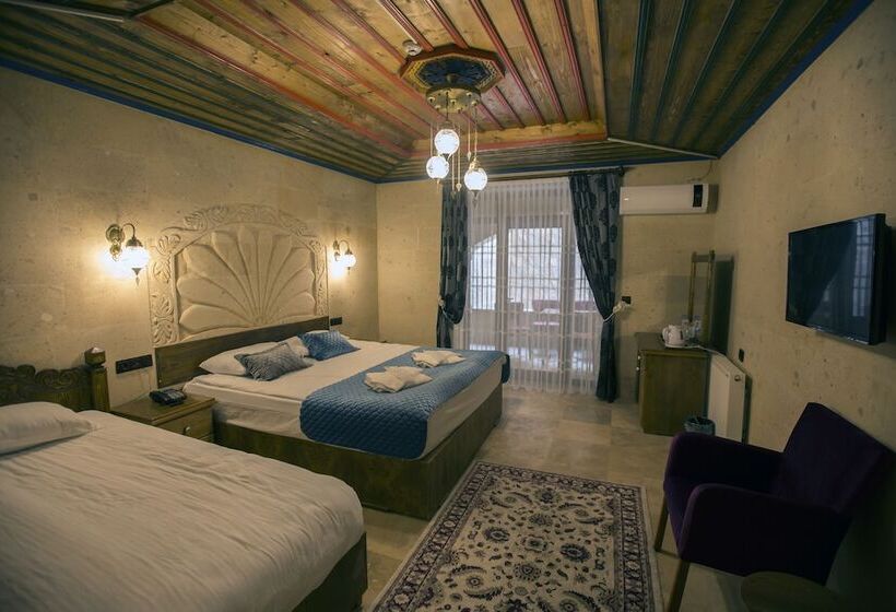اتاق استاندارد سه نفره, Cappadocia Elite Stone House