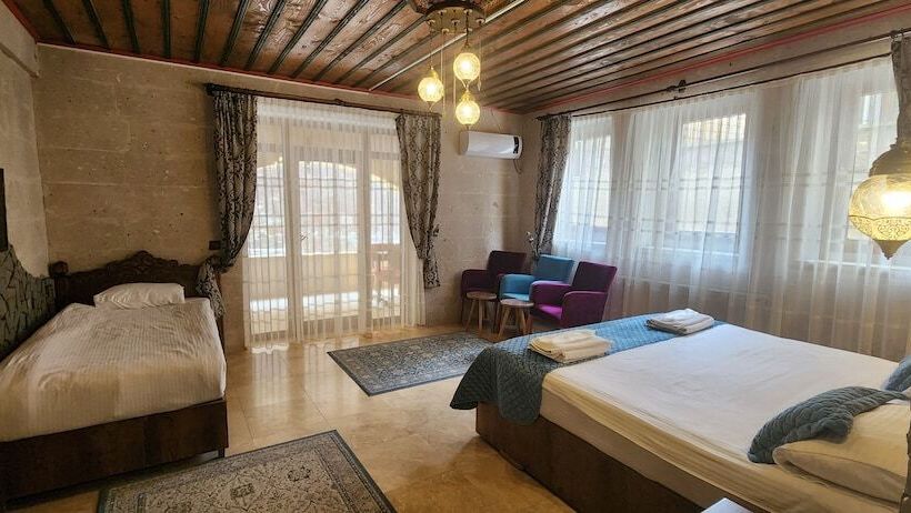 اتاق استاندارد سه نفره, Cappadocia Elite Stone House