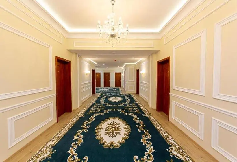 اتاق لوکس یک تخته, Colombo