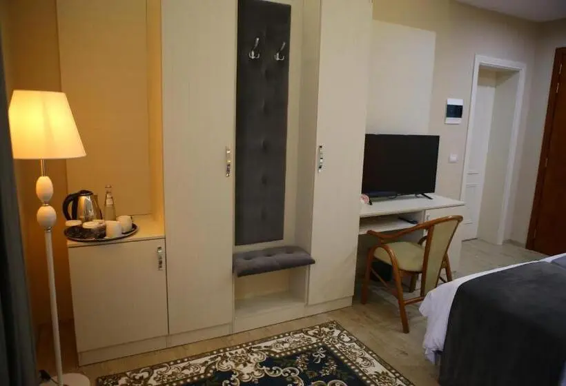 اتاق لوکس یک تخته, Colombo