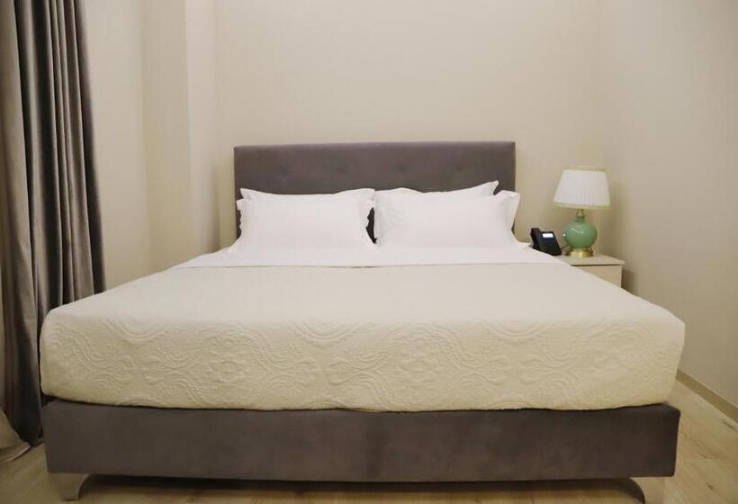 싱글 디럭스 룸, Colombo