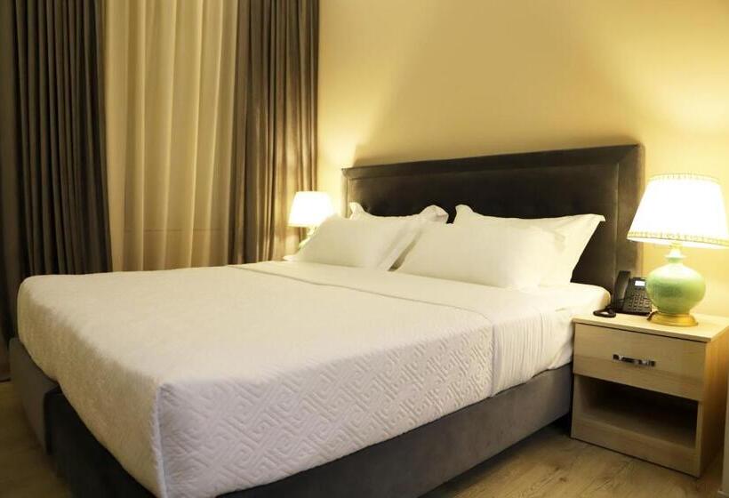 싱글 디럭스 룸, Colombo